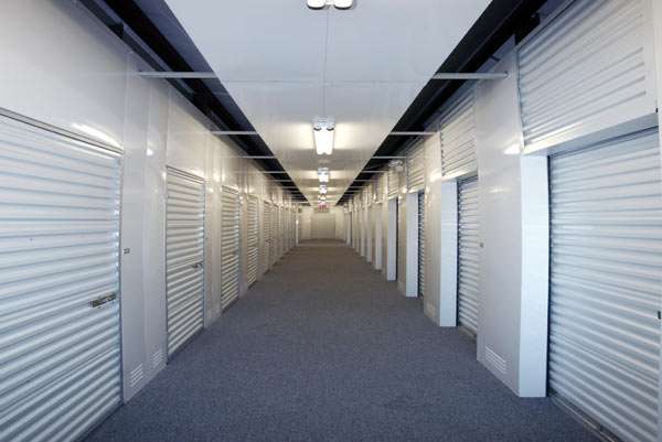 The Lock Up Self Storage | 2600 Willow Rd, Northbrook, IL 60062, USA | Phone: (847) 724-3222