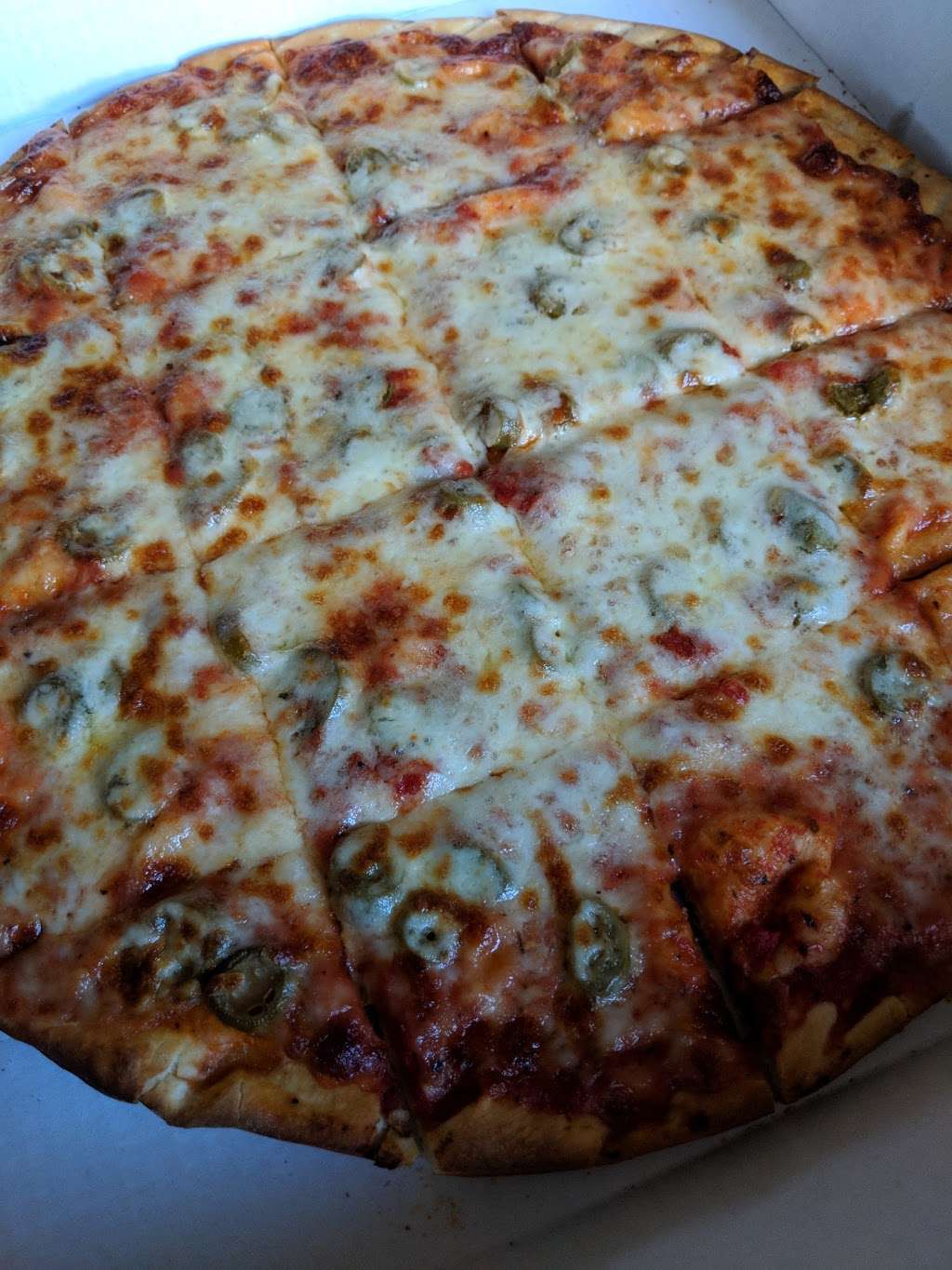 Francesca Pizza | 3653 E 2631st Rd, Sheridan, IL 60551 | Phone: (815) 496-9600