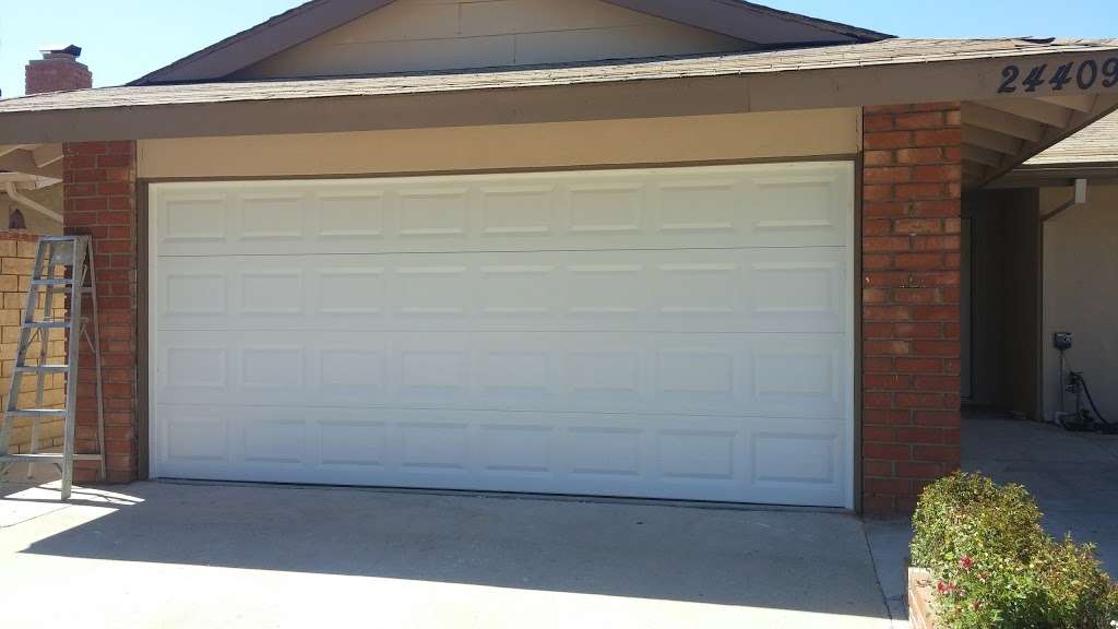 BROOKES GARAGE DOORS & PAINTING | 654 E Rancho Vista Blvd a, Palmdale, CA 93550 | Phone: (661) 274-4297