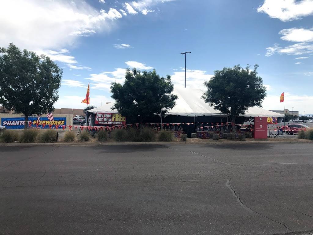 Firework Tent (Phantom Fireworks) | 7611 W Thomas Rd, Phoenix, AZ 85033, USA | Phone: (602) 554-8711