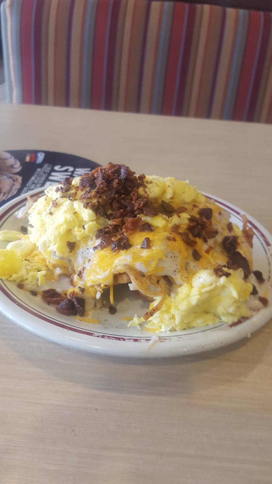 Huddle House | 701 S Morgan Rd, Oklahoma City, OK 73128, USA | Phone: (405) 577-2017