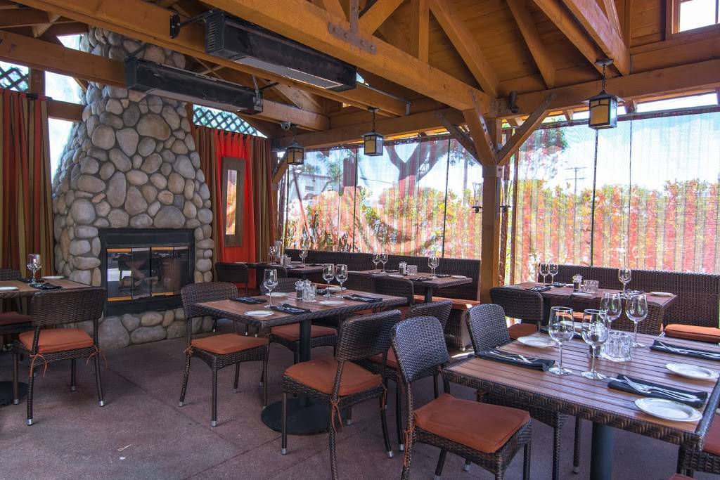 The Bungalow Restaurant | 2441 East Coast Hwy, Corona Del Mar, CA 92625, USA | Phone: (949) 673-6585