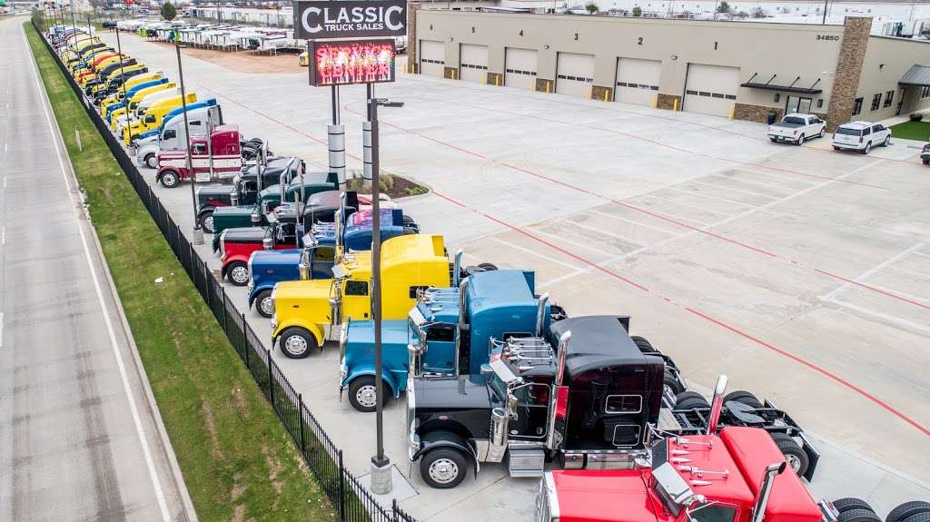 Classic Truck Sales, LLC | 34880 Lyndon B Johnson Fwy, Dallas, TX 75241, USA | Phone: (844) 947-7700