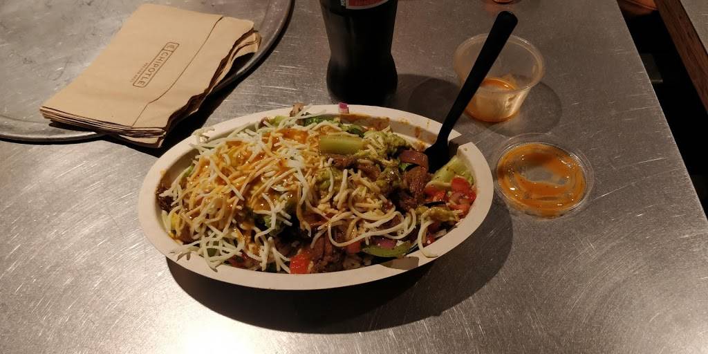 Chipotle Mexican Grill | 4580 Coffee Rd, Bakersfield, CA 93308 | Phone: (661) 281-0408