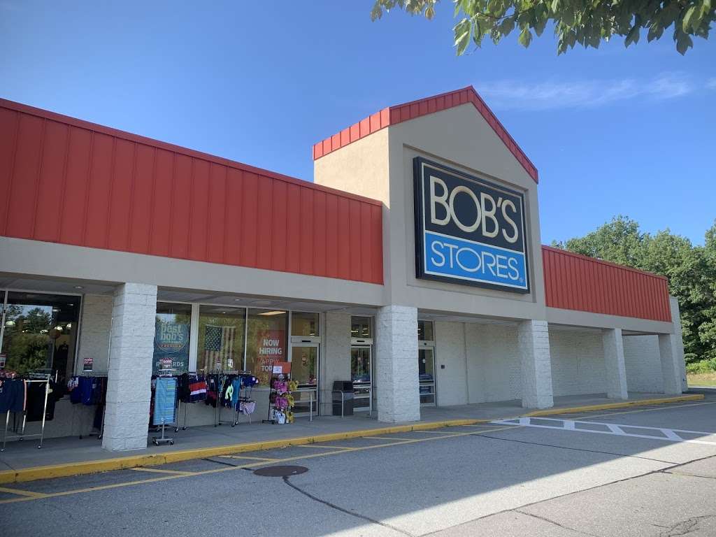 Bobs Stores Footwear & Apparel | 255-269 Amherst St, Nashua, NH 03062 | Phone: (603) 879-9800