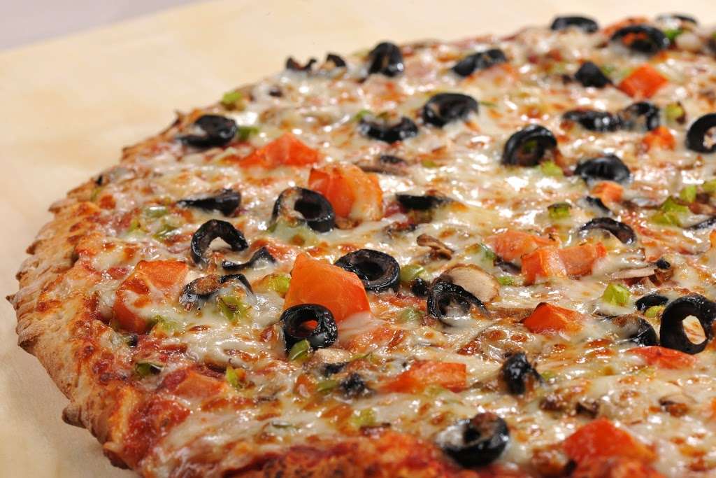 Chicagos Pizza | 2 IN-135, Bargersville, IN 46106, USA | Phone: (317) 422-8114