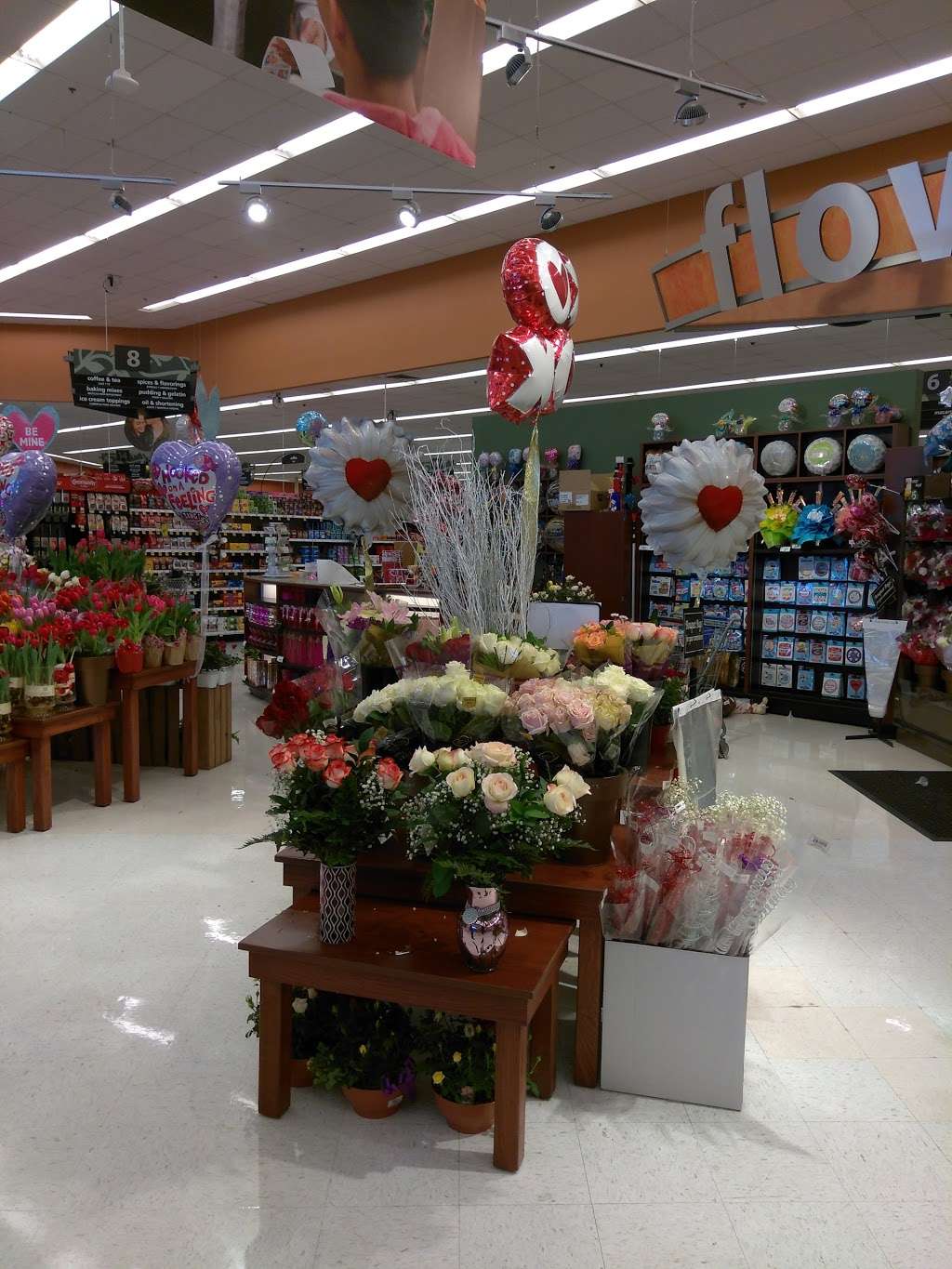 Kroger Floral | 12620 Woodforest Blvd, Houston, TX 77015, USA | Phone: (713) 451-8121