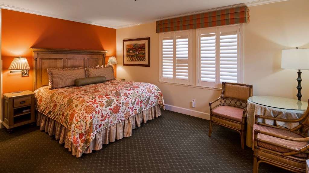 Best Western Plus Elm House Inn | 800 California Blvd, Napa, CA 94559, USA | Phone: (707) 255-1831