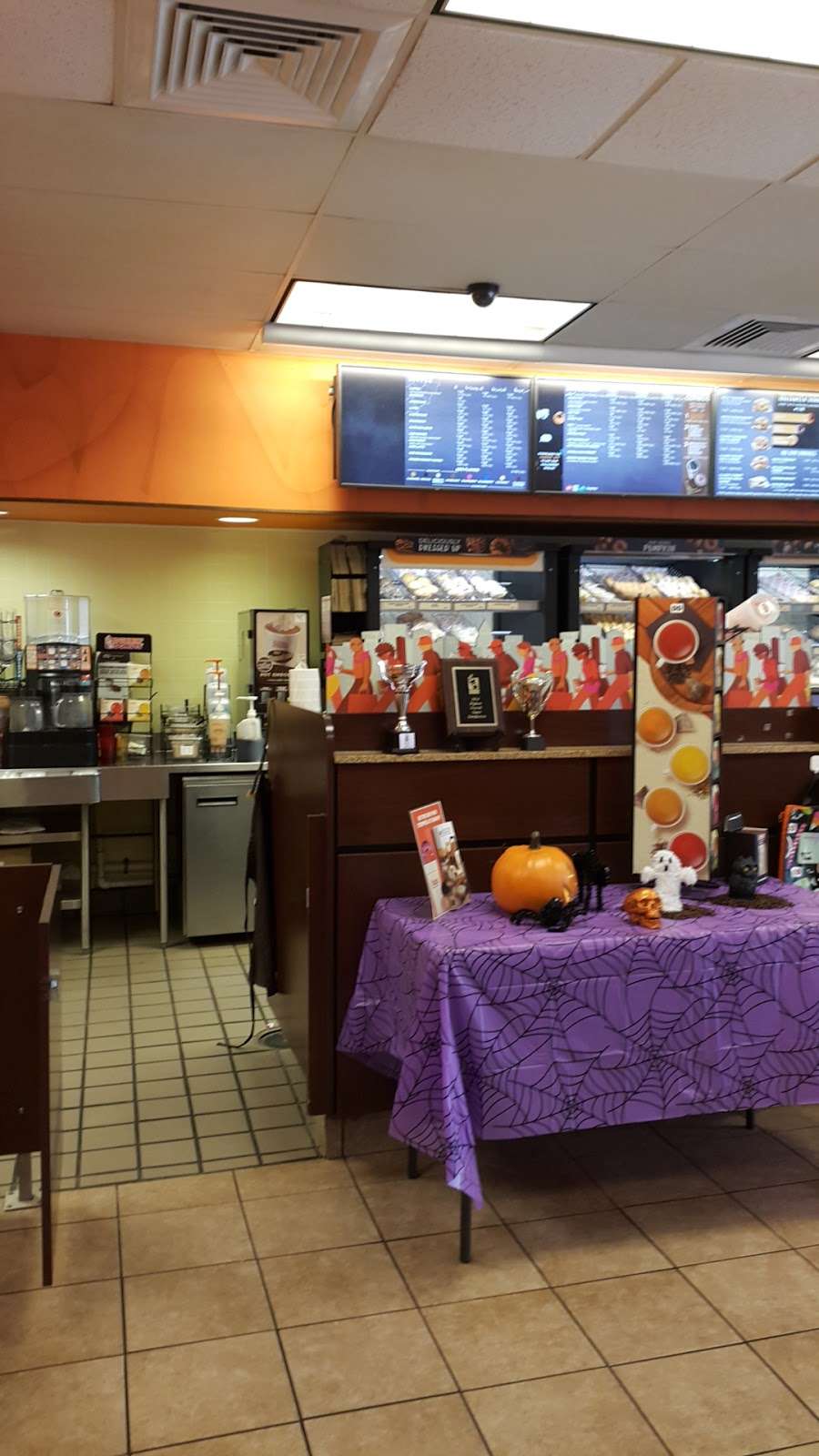 Dunkin Donuts | Kosher Location, 21401 Powerline Rd, Boca Raton, FL 33433, USA | Phone: (561) 757-3731