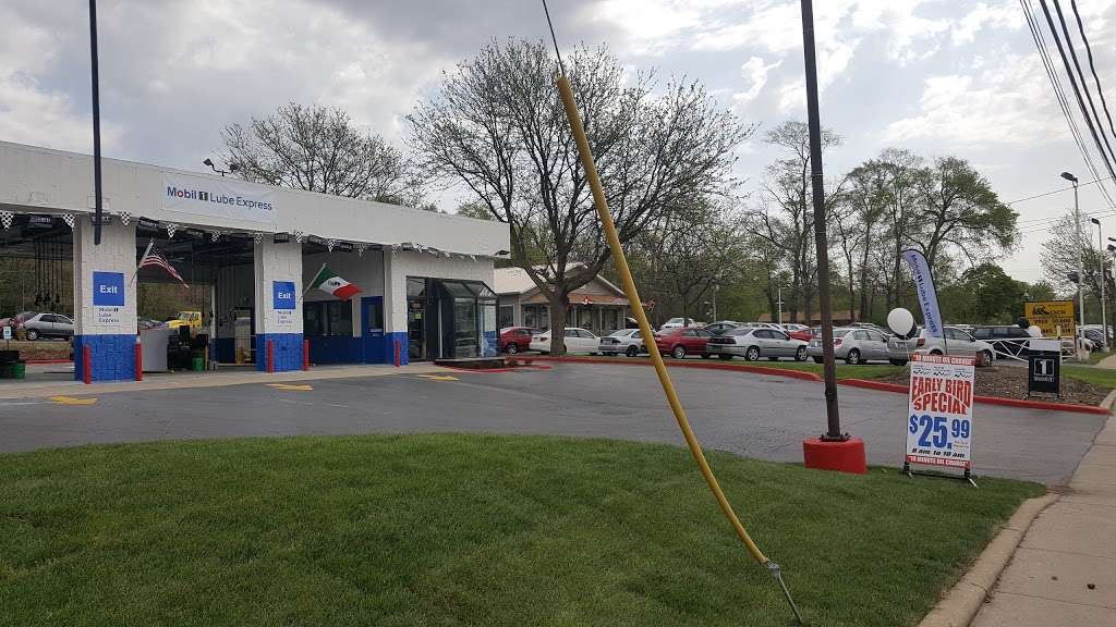 Mobil 1 Lube Express & Car Repair | 826 E Chicago St, Elgin, IL 60120, USA | Phone: (224) 268-3111