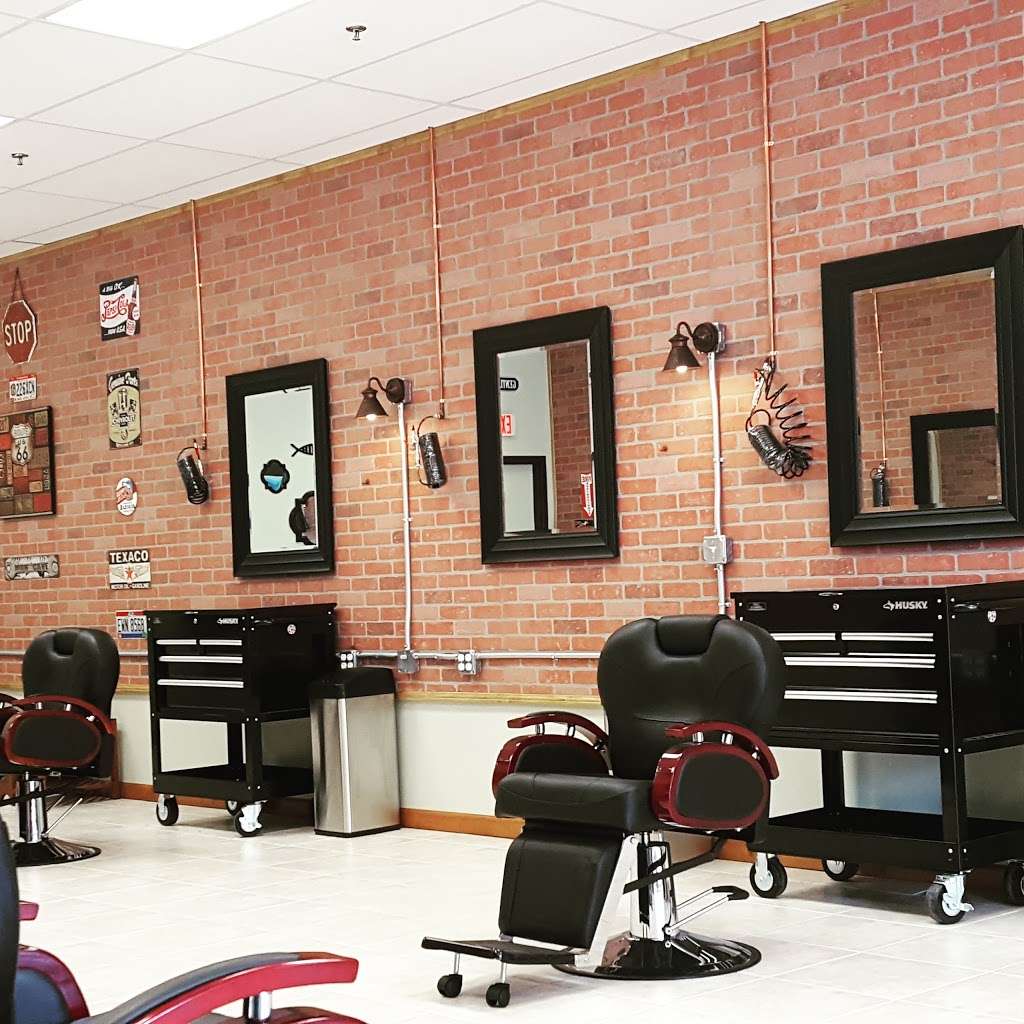 Colemans Barber Shop | 185 E Mitchell Hammock Rd, Oviedo, FL 32765, USA | Phone: (407) 542-7037