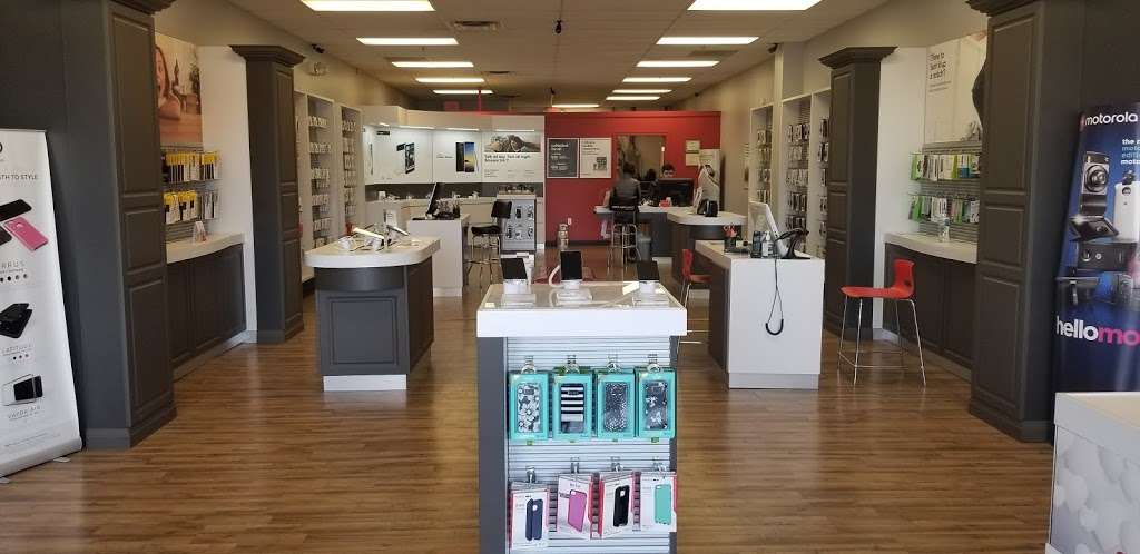 Verizon Authorized Retailer, TCC | 821 Gap Newport Pike, Avondale, PA 19311, USA | Phone: (610) 268-2288