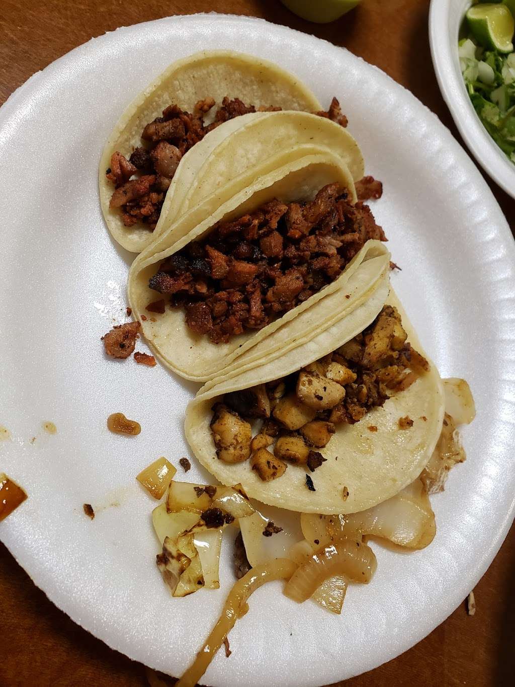 Tacos El Yiyo | 10901 W Buckeye Rd, Cashion, AZ 85329, USA | Phone: (602) 486-4108