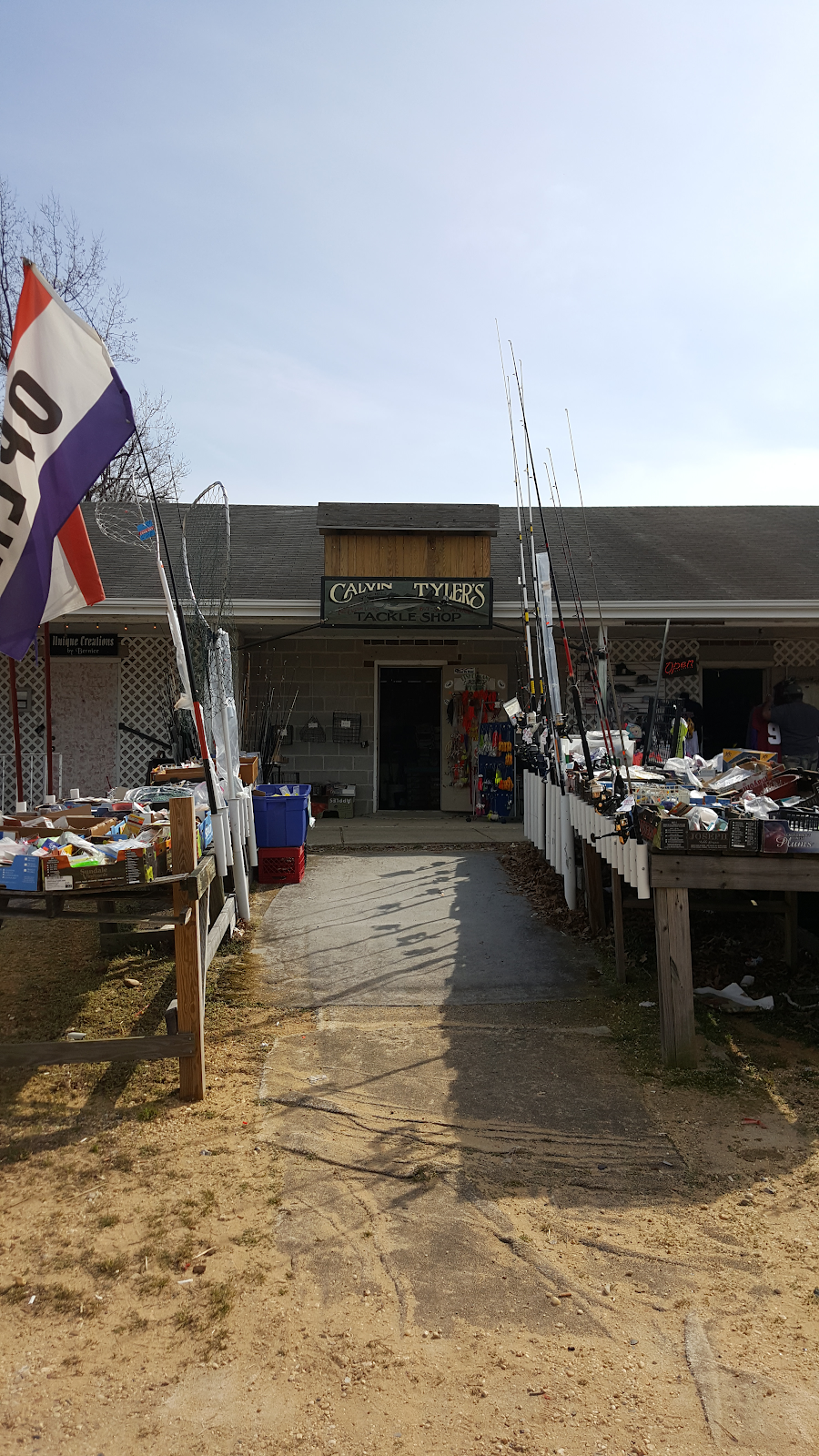 Tammys Tackle "Home of Calvin Tylers Tackle Shop | 29890 Three Notch Rd, Charlotte Hall, MD 20622, USA | Phone: (301) 503-0195