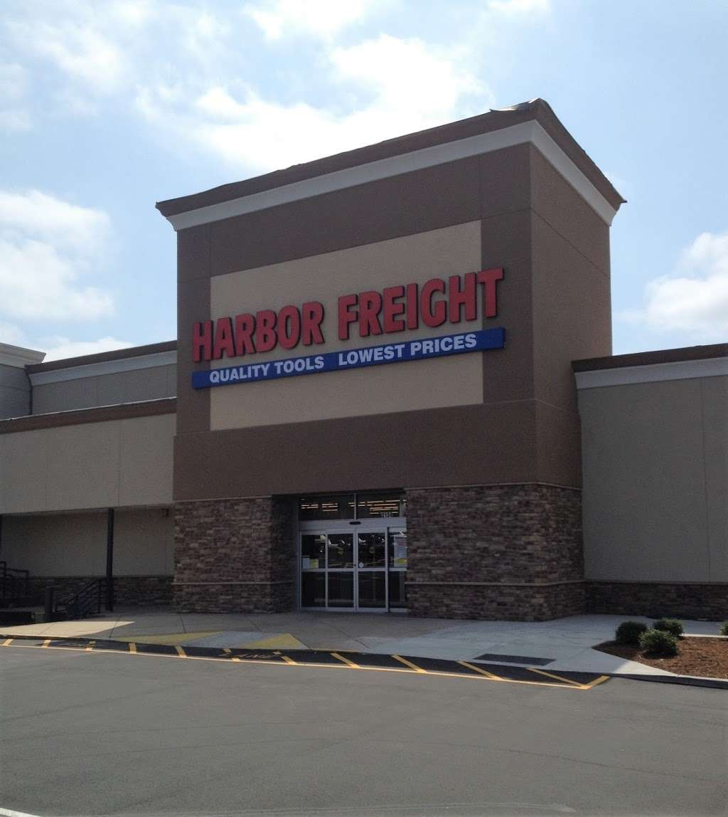 Harbor Freight Tools | 2104 US Hwy 70 SE, Hickory, NC 28602 | Phone: (828) 323-1067