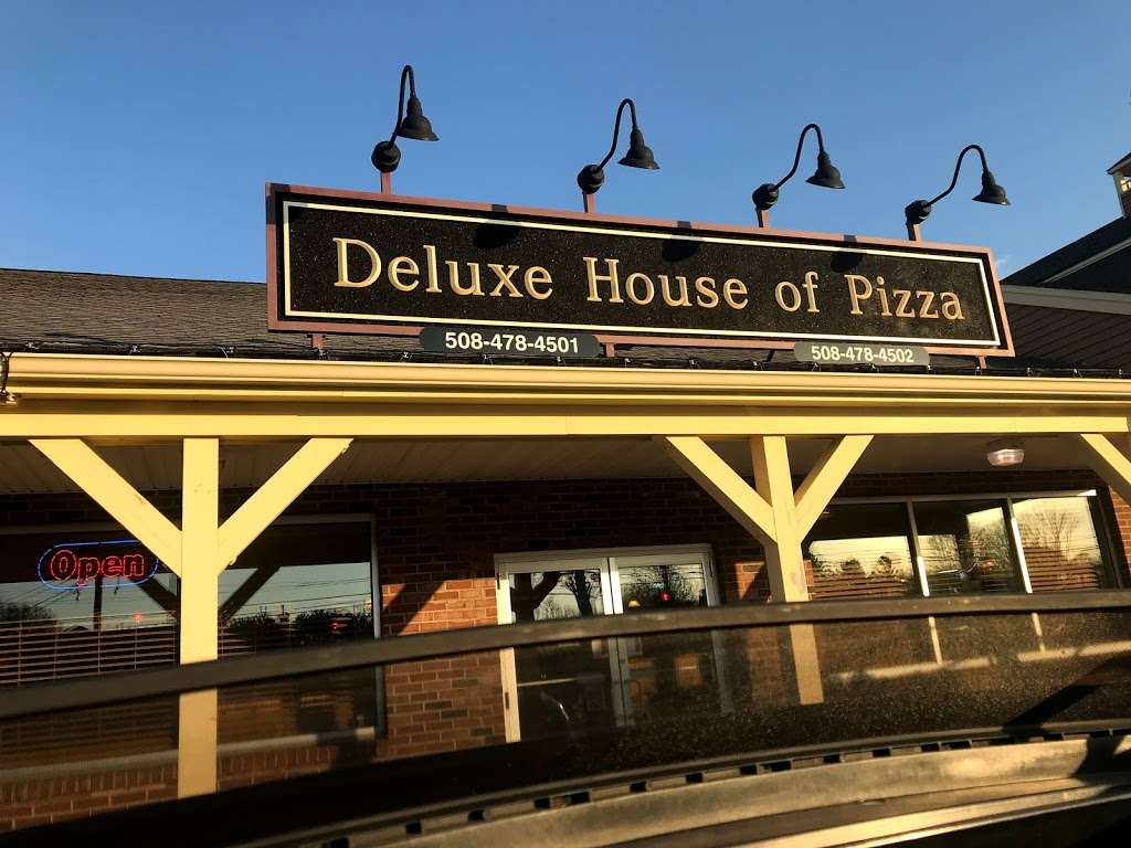 Deluxe House of Pizza | 32 Hastings St, Mendon, MA 01756, USA | Phone: (508) 478-4501