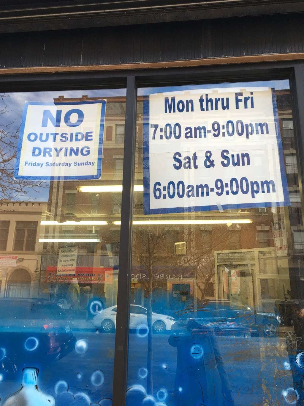 Belmont Laundry Center | 2340 Belmont Ave, The Bronx, NY 10458, USA | Phone: (718) 295-4604