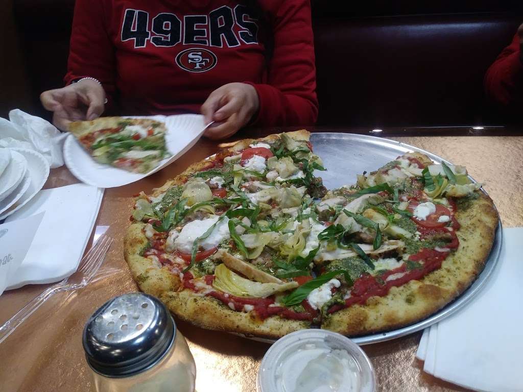 Pizza My Heart | 850 El Paseo de Saratoga, San Jose, CA 95130, USA | Phone: (408) 364-0400