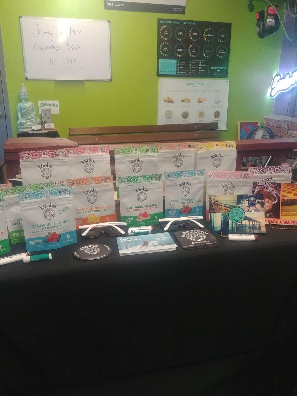 Santa Cruz Mountain Herbs | 22990 CA-17, Los Gatos, CA 95033, USA | Phone: (408) 353-1717