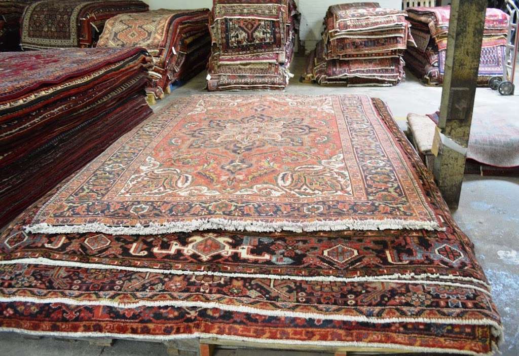 Antique Rug Bazaar | 120 Pratt Oval, Glen Cove, NY 11542 | Phone: (516) 607-0070