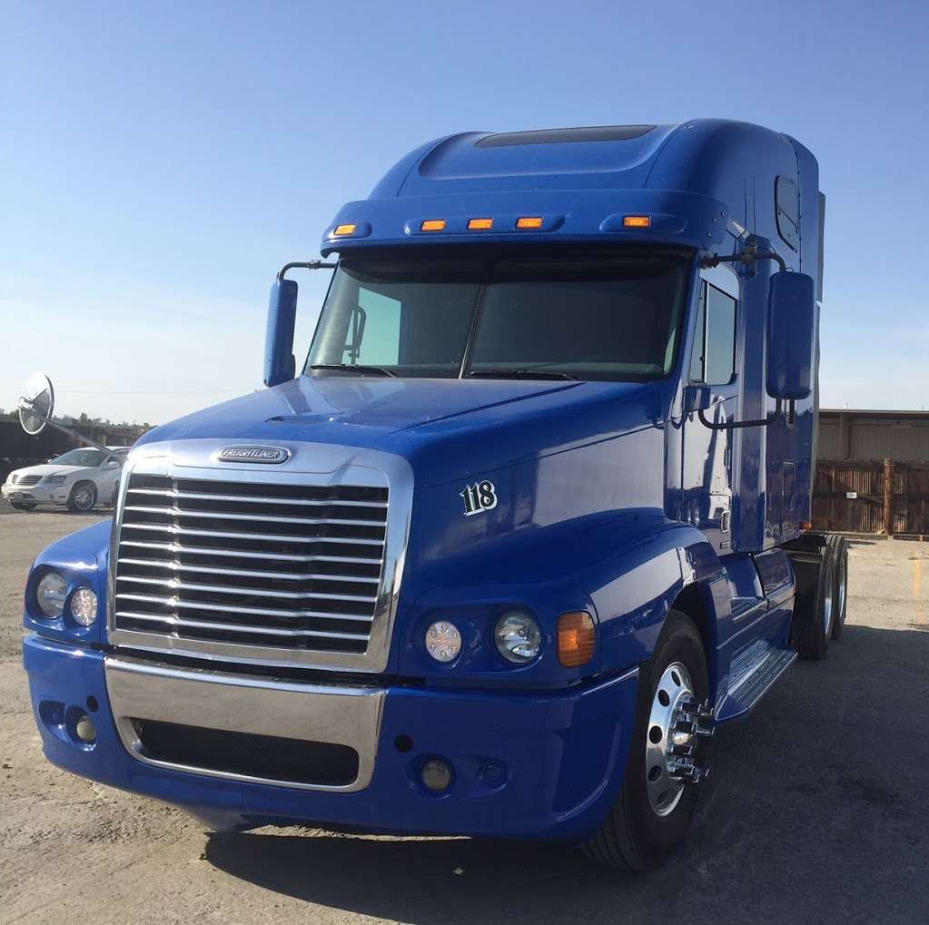 we buy semi trucks west coast exports | 7917 Hazelnut Dr, Corona, CA 92880 | Phone: (951) 977-0422