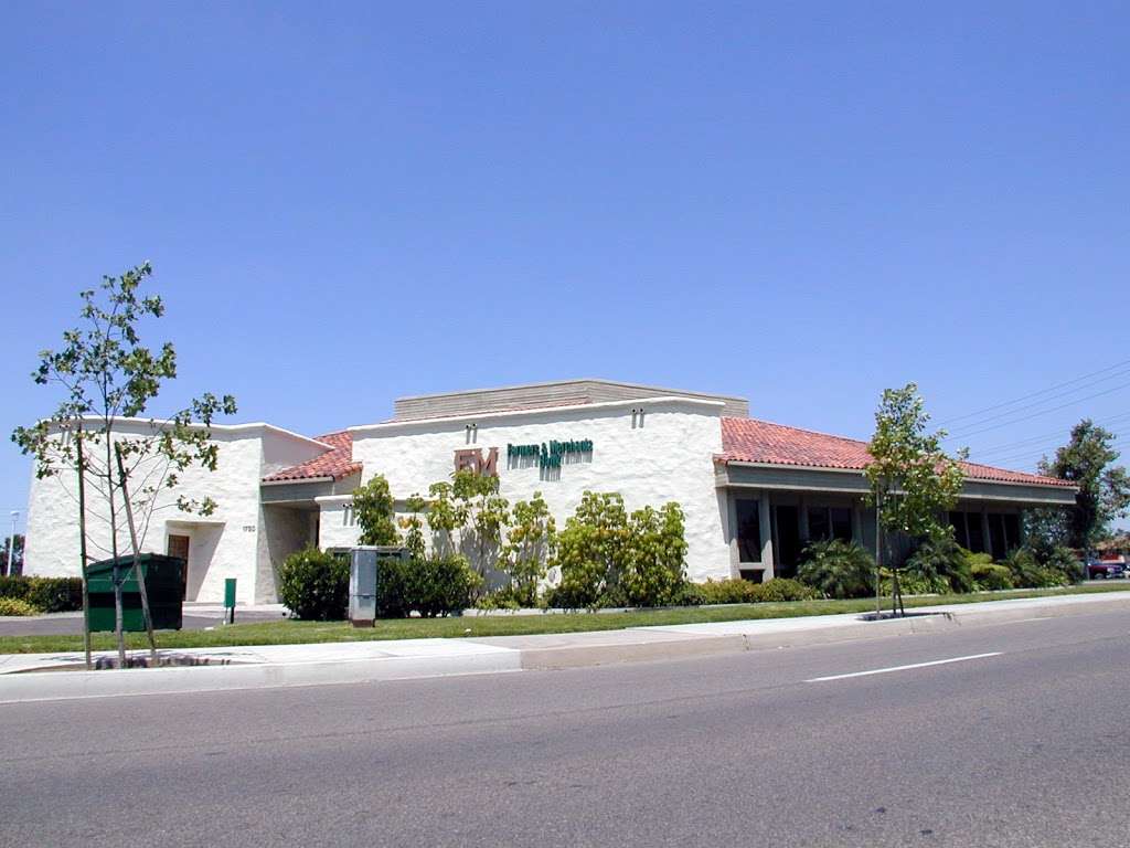 Farmers & Merchants Bank | 1750 17th St, Santa Ana, CA 92705 | Phone: (714) 564-1750