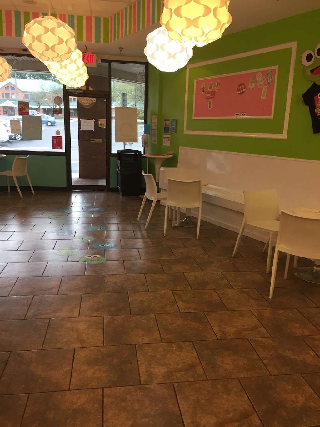 SweetFrog | 6025 Burke Centre Pkwy E, Burke, VA 22015 | Phone: (703) 250-3764