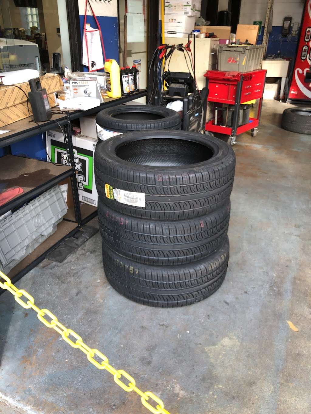 Pep Boys Auto Service & Tire | 2408 Northpark Dr, Kingwood, TX 77339, USA | Phone: (281) 359-2040