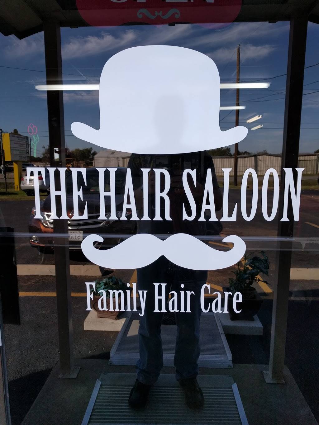 The Hair Saloon | 12222 Rendon Rd, Burleson, TX 76028, USA | Phone: (469) 337-8882