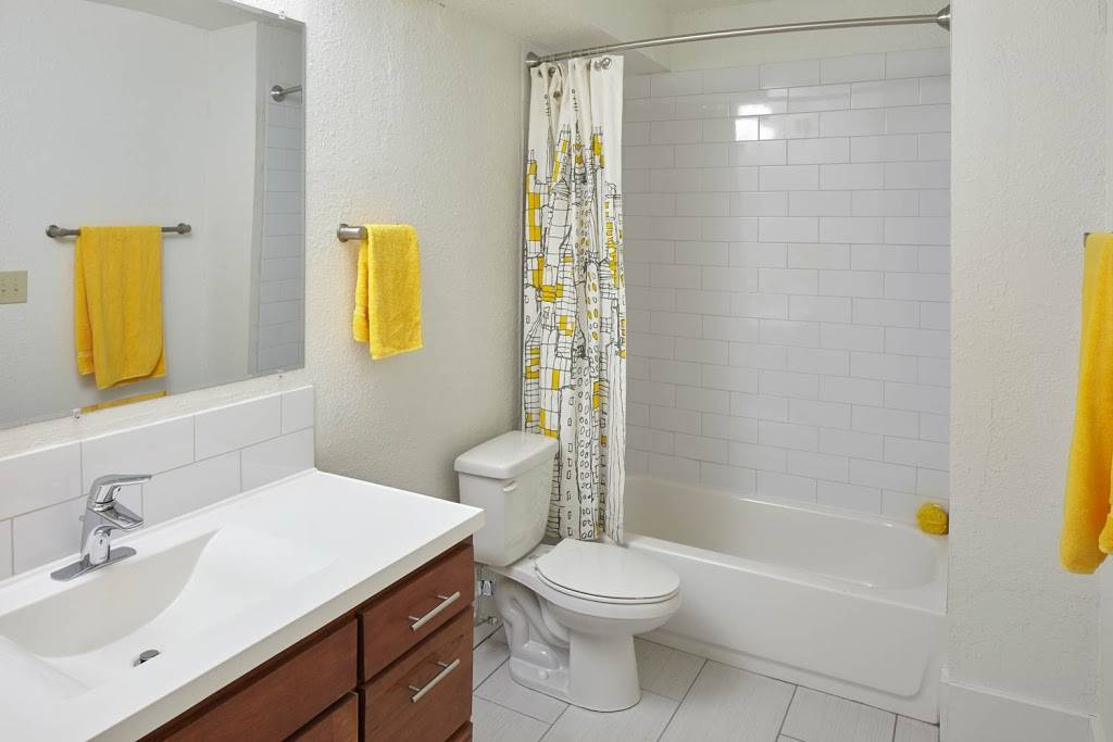 The Richelieu Apartments | 405 E Armour Blvd, Kansas City, MO 64109, USA | Phone: (816) 656-2451 The Richelieu Apartments | 405 E Armour Blvd, Kansas City, MO 64109, USA | Phone: (816) 656-2451