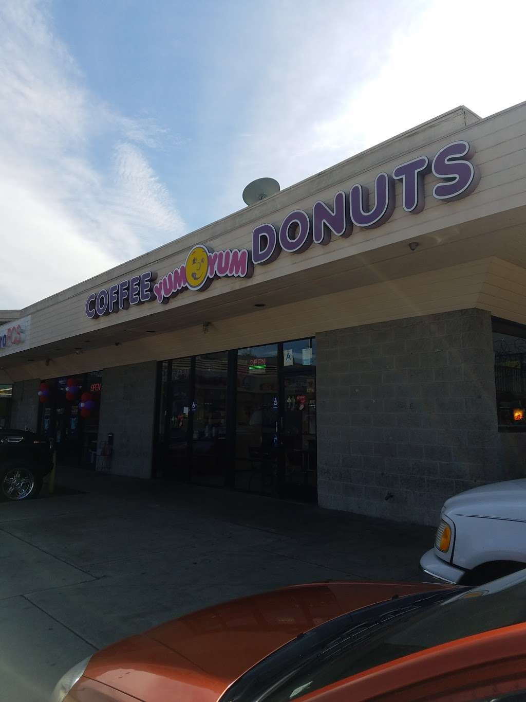 Yum Yum Donuts | 9000 Slauson Ave, Pico Rivera, CA 90660, USA | Phone: (562) 942-9151