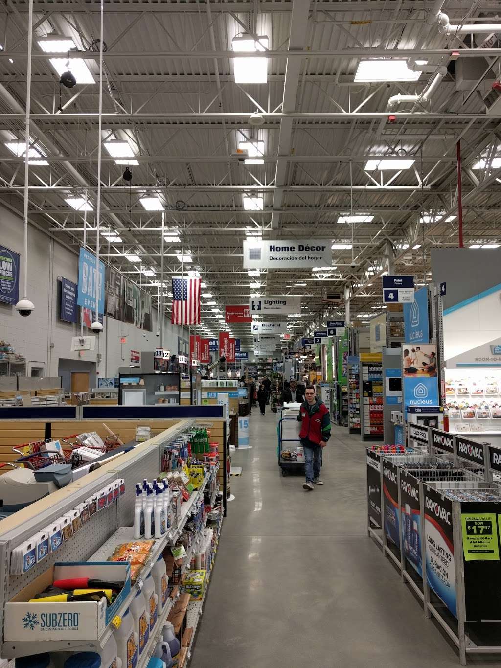 Lowes Home Improvement | 124 NH-101A Unit 15, Amherst, NH 03031, USA | Phone: (603) 521-9241