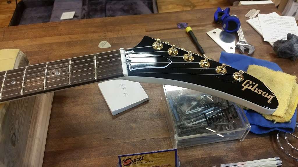 Chicago Fret Works Guitar Rpr | 4229 N Lincoln Ave, Chicago, IL 60618 | Phone: (773) 698-6246