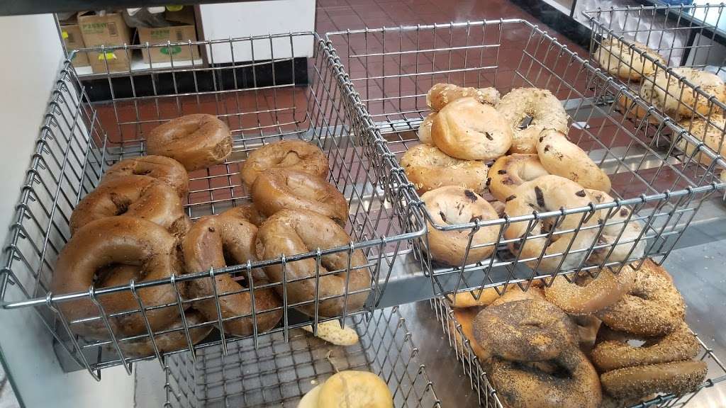 Wantagh Bagels | 3056 Merrick Rd, Wantagh, NY 11793, USA | Phone: (516) 781-2244