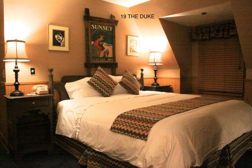 Saddleback Inn | 300 CA-173, Lake Arrowhead, CA 92352, USA | Phone: (909) 336-3571