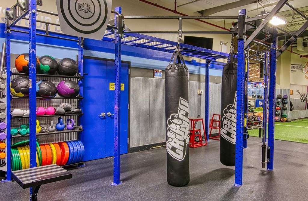 Crunch Fitness - Staten Island | 364 Bay St, Staten Island, NY 10301, USA | Phone: (718) 816-7800