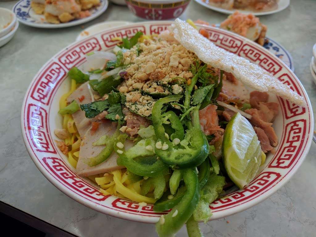 Bun Bo Hue | 2871 Senter Rd, San Jose, CA 95111, USA | Phone: (408) 629-4212