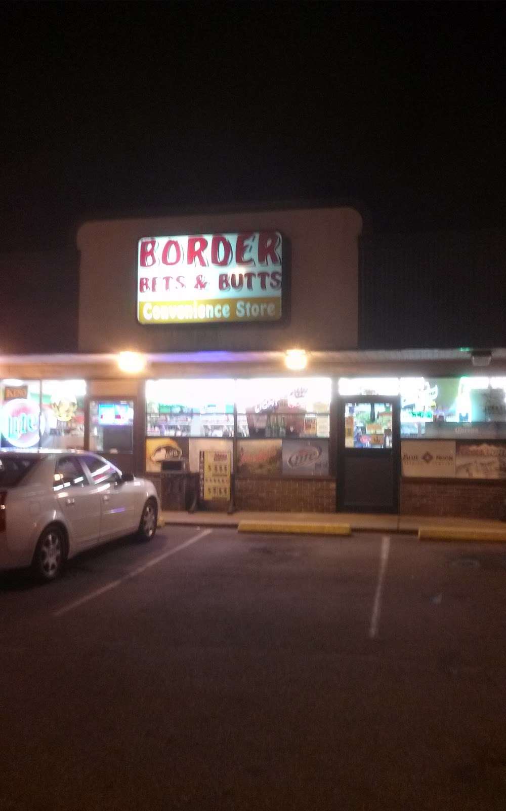 Border Bets & Butts | 661 Washington St, Attleboro, MA 02703 | Phone: (508) 761-6410