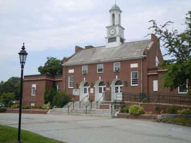 Tewksbury Town Hall | 1009 Main St, Tewksbury, MA 01876, USA | Phone: (978) 640-4310