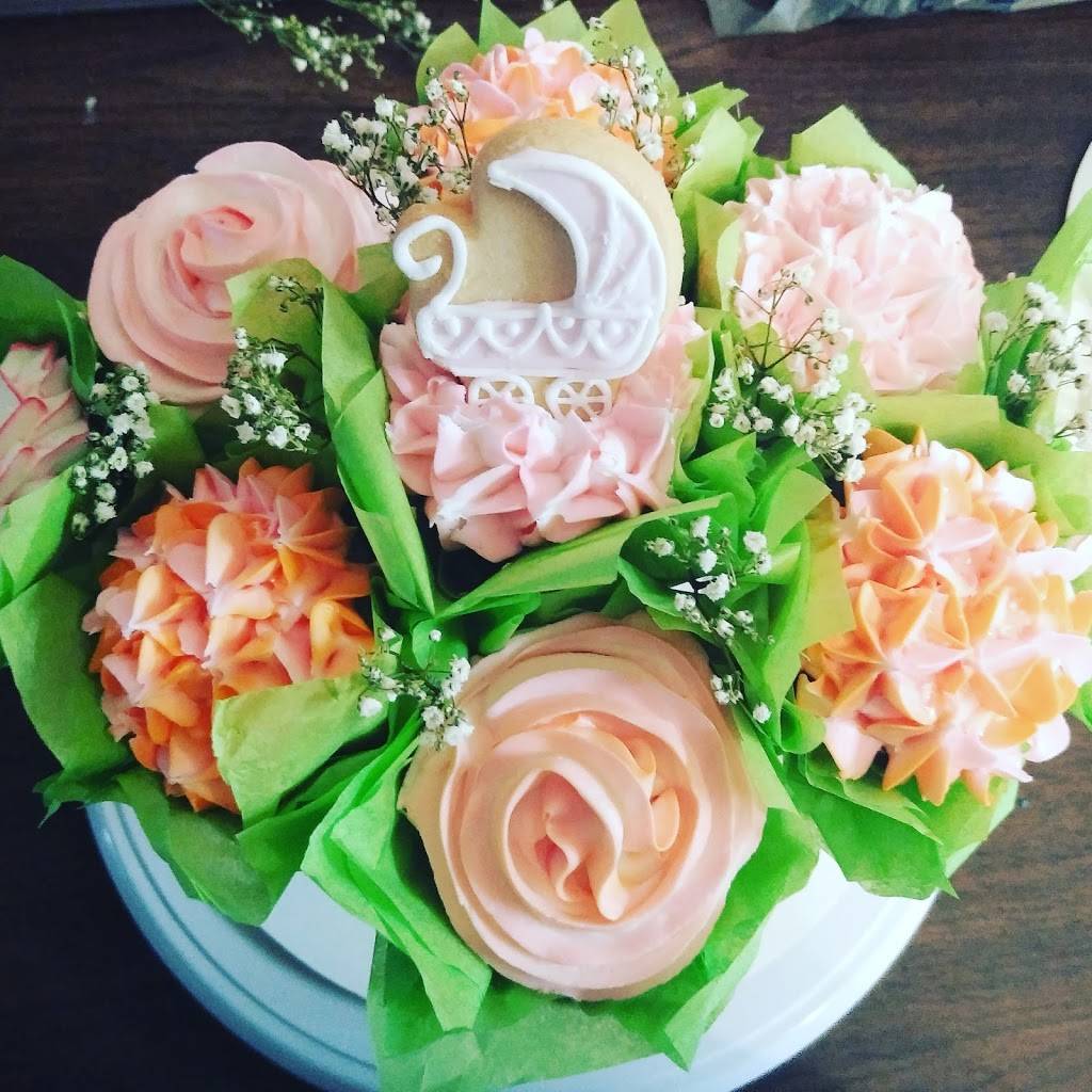 Valekas Cupcake Bouquets | 713 Ashford Oaks Dr, Altamonte Springs, FL 32714, USA | Phone: (864) 999-8201