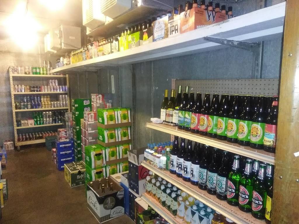 Country Store | 1804 NW 119th St, Vancouver, WA 98685, USA | Phone: (360) 573-5181