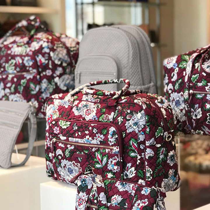 Vera Bradley | 510 Christiana Mall, Newark, DE 19702 | Phone: (302) 733-0880