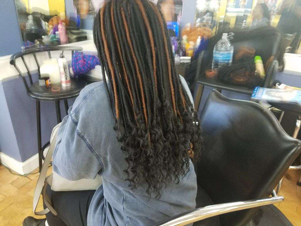 Dona Mimi hair braiding | 5697 Suitland Rd, Suitland-Silver Hill, MD 20746, USA | Phone: (267) 242-6923
