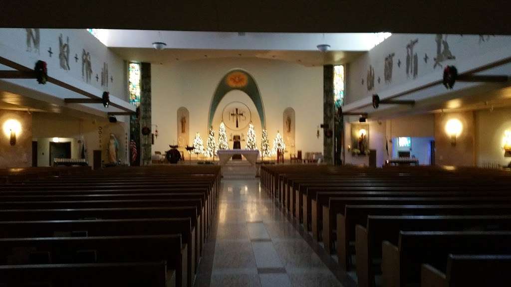 Our Lady of Mount Carmel | 1919 54th St, Kenosha, WI 53140, USA | Phone: (262) 652-7660