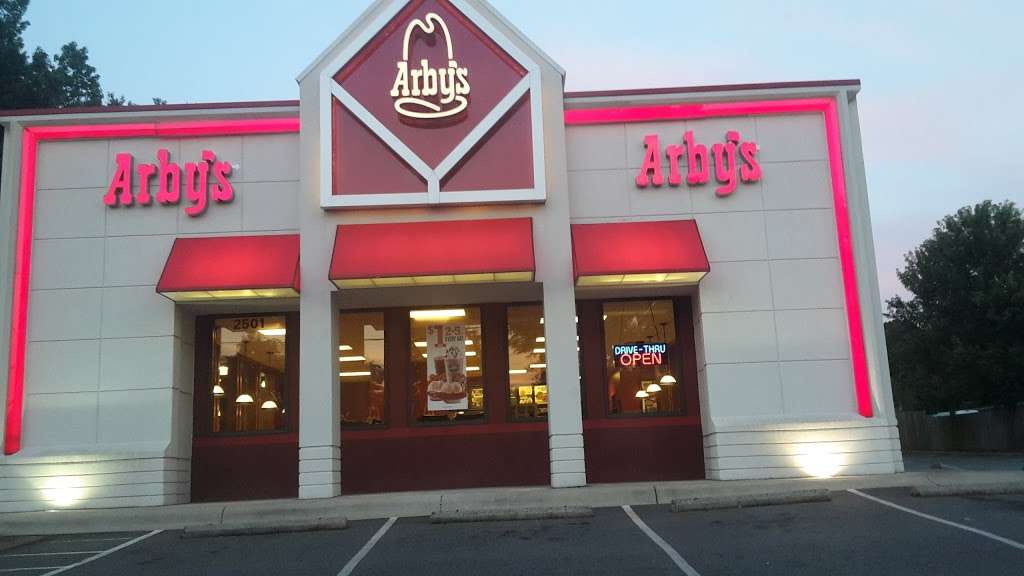 Arbys | 2501 Little Rock Rd, Charlotte, NC 28214, USA | Phone: (704) 393-1977