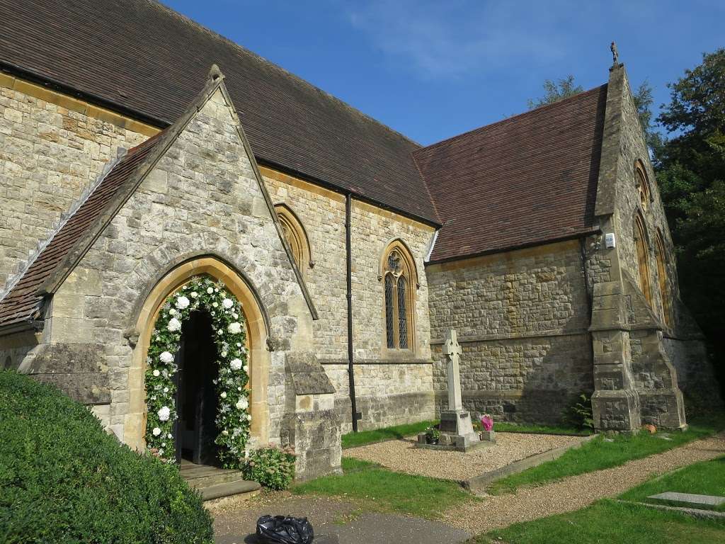 Holy Innocents Church | Church Ln, Waltham Abbey, Loughton IG10 4BF, UK | Phone: 01992 767897