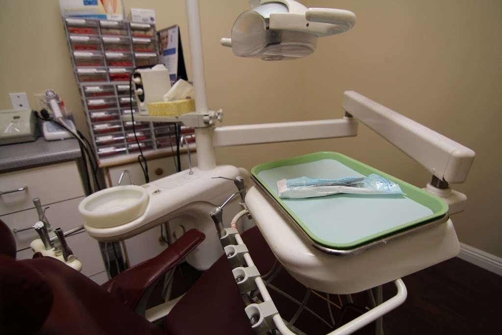 Fontana Dental Clinic | 16989 Valley Blvd B, Fontana, CA 92335, USA | Phone: (909) 829-3535