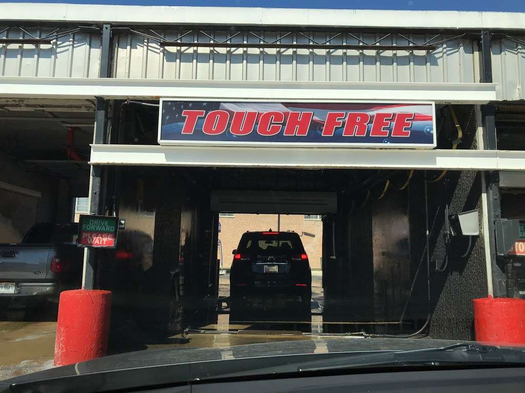 Spirit of America Car Wash | 1716 W Irving Park Rd, Schaumburg, IL 60193 | Phone: (847) 352-9898