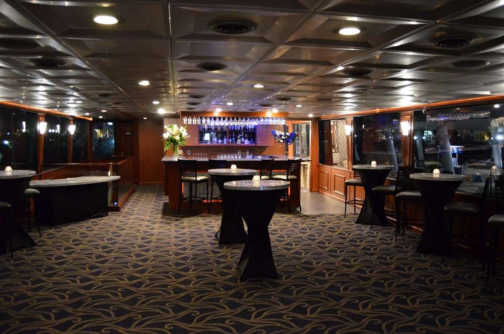 National Elite Yacht Charter | 165 Waterfront St, National Harbor, MD 20745, USA | Phone: (202) 554-8000