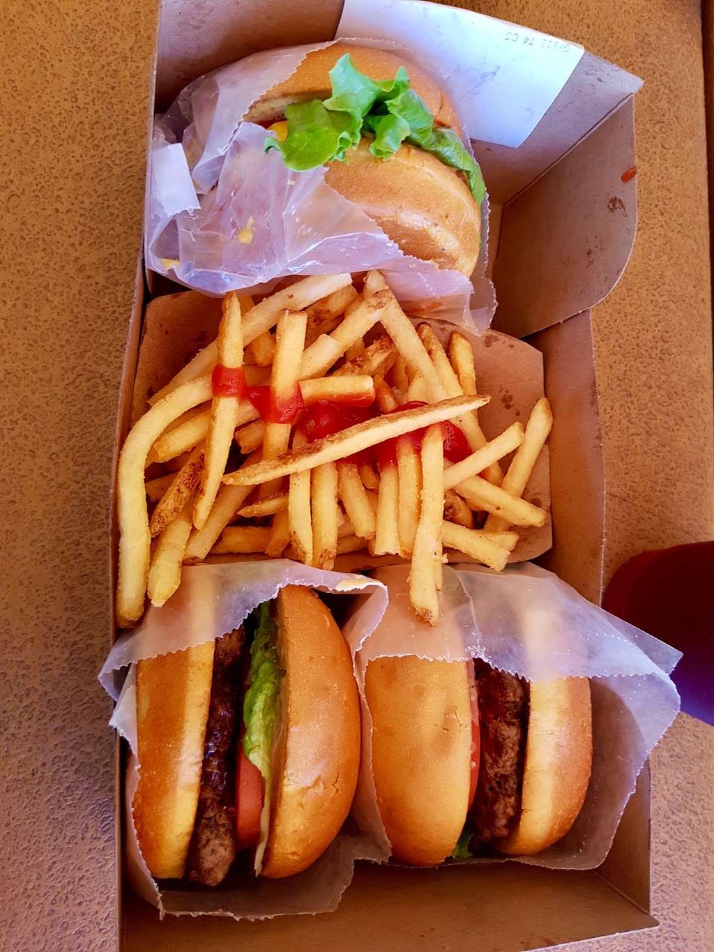 Pier Burger | 330 Santa Monica Pier, Santa Monica, CA 90401 | Phone: (310) 587-2747